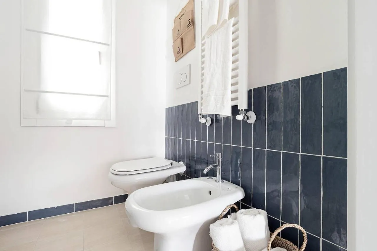 Golden Navy Design Apartment In Porta Venezia Milan 0*,  Italy