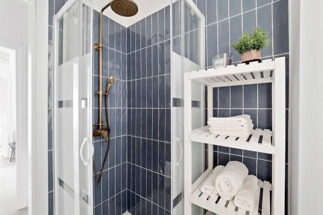 Golden Navy Design Apartment In Porta Venezia Milan 0*,  Italy