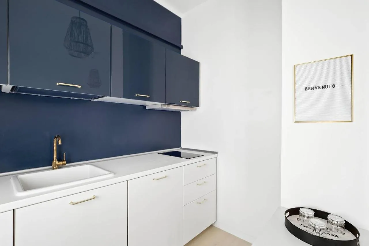 Golden Navy Design Apartment In Porta Venezia 밀라노 0*,