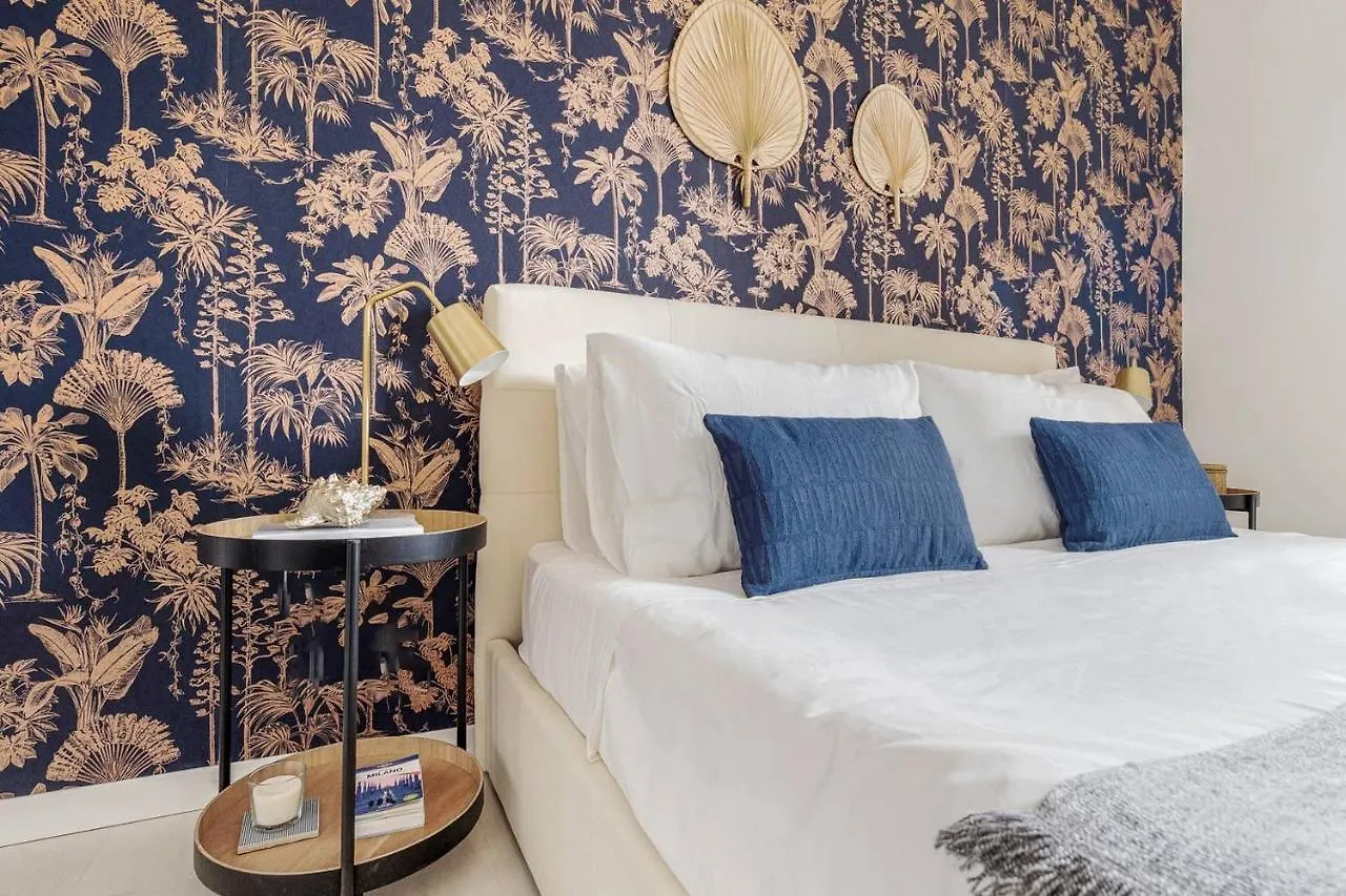 Golden Navy Design Apartment In Porta Venezia 밀라노